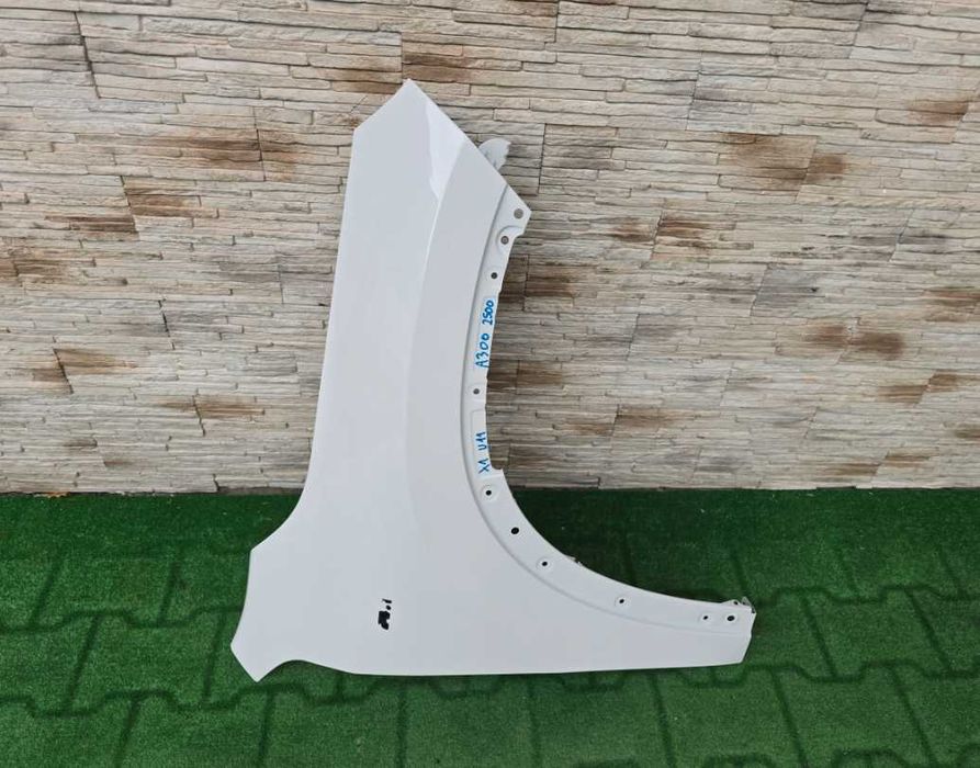 Крыло BMW X1 U11