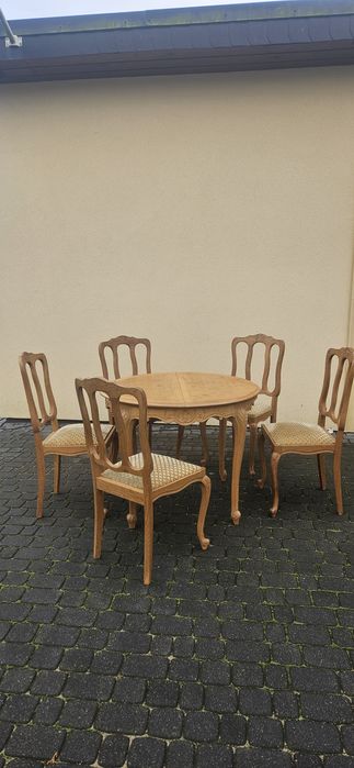 Stół ludwikowski i 5 krzeseł