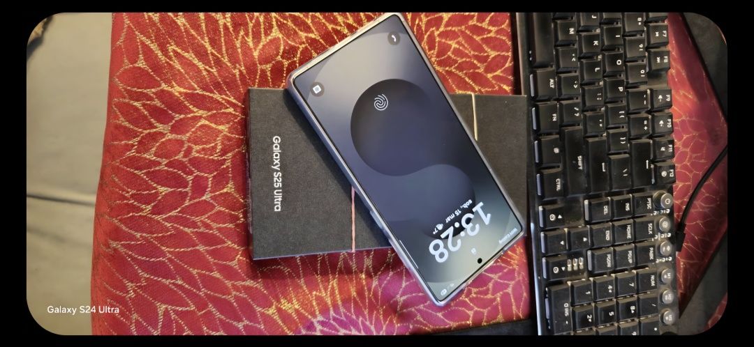Samsung galaxy S 25 ultra 12 512