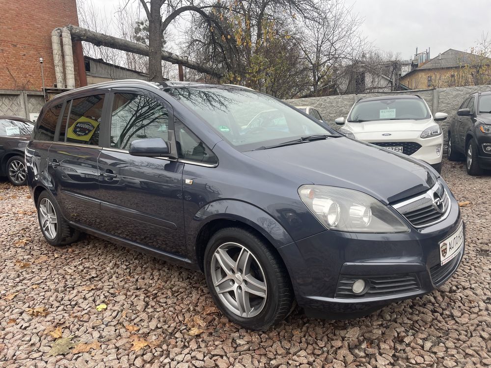 Opel Zafira 7 місць газ бензин