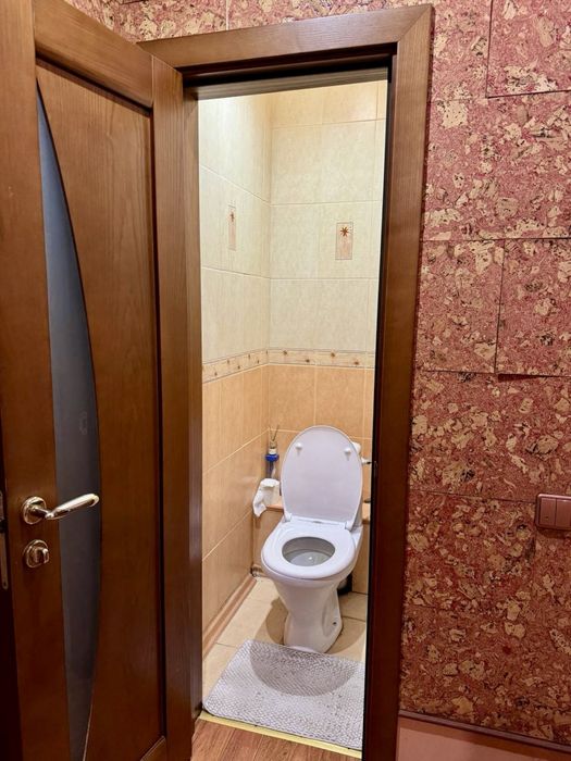 Собственик . Продам 3-х комнатную квартиру