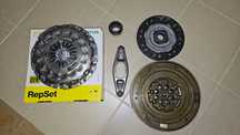 Kit de embraiagem completo LUK REPSET DMF Bmw 240mm semi novo