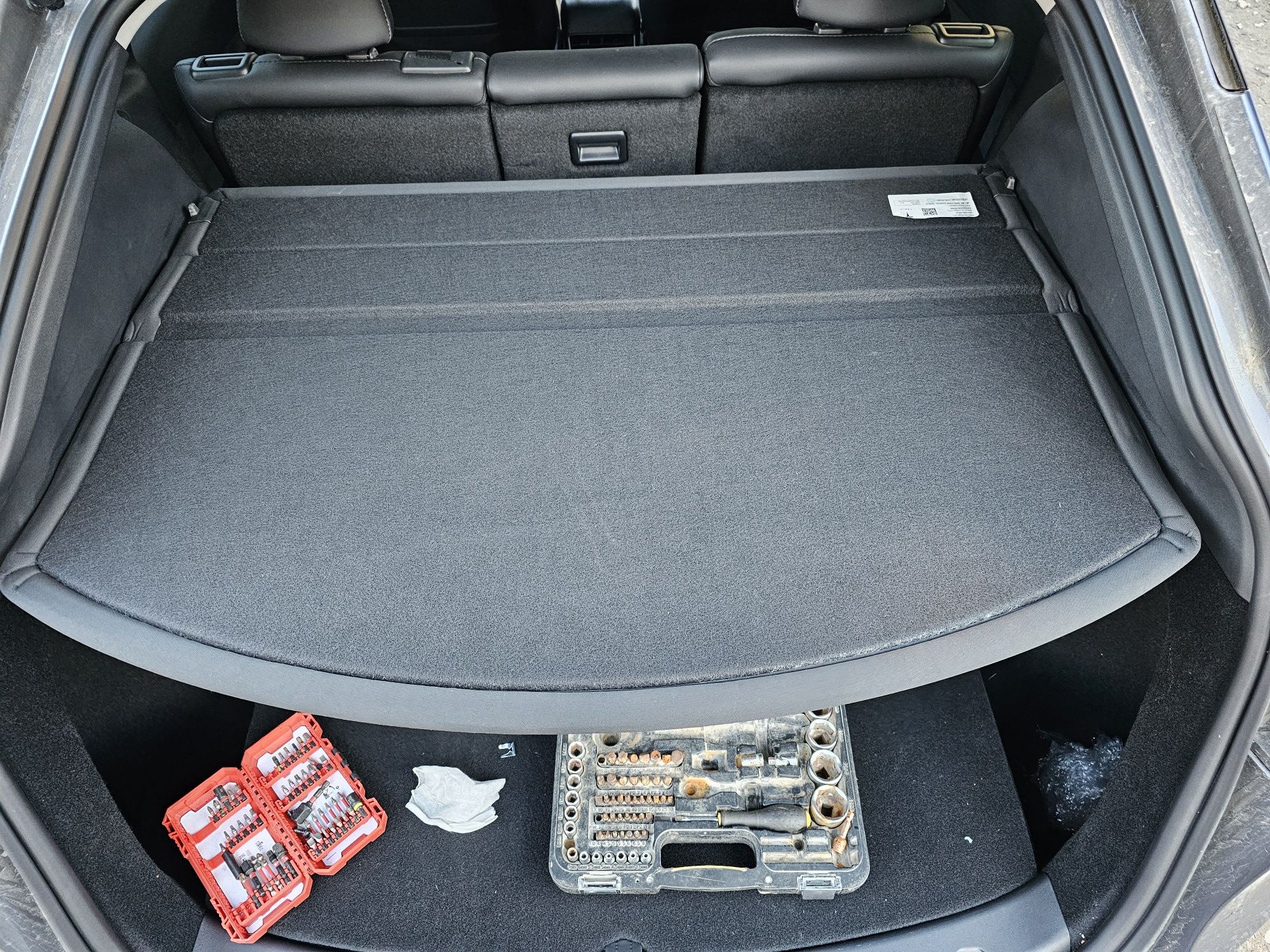 Полка Шторка верхня Tesla Model Y 1641293-00-D
