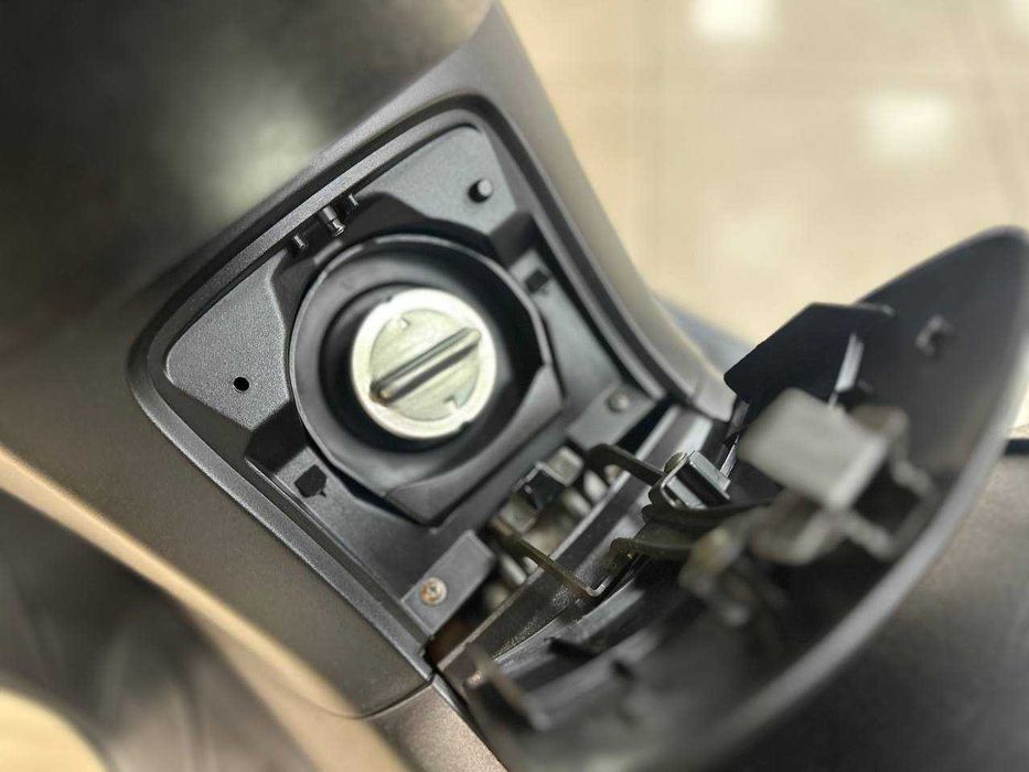 Максі-скутер Honda Forza 250 Z MF08