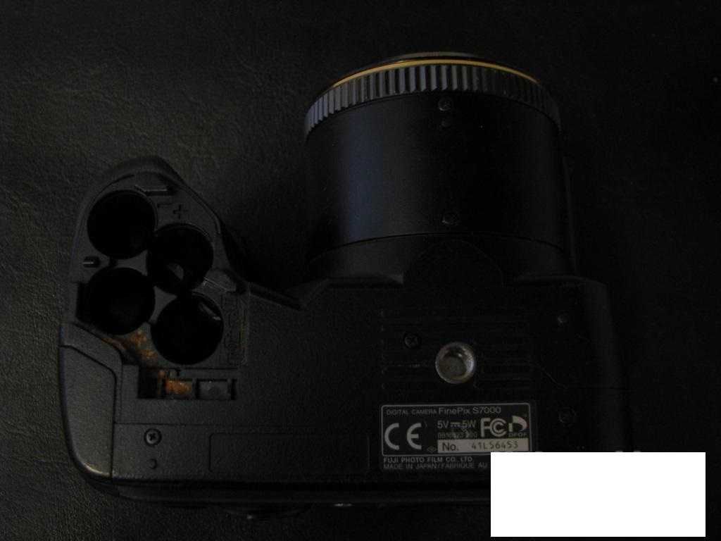 Фотоаппарат цифровая фотокамера Fujifilm FinePix S7000