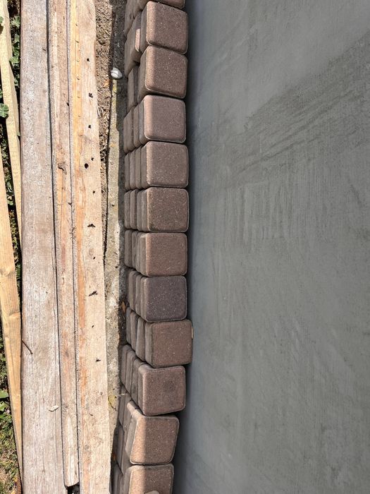 Kostka brukowa z rozbiorki