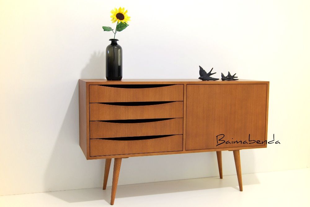 Móvel Aparador / Sideboard / Retro Vintage / Estilo Nórdico