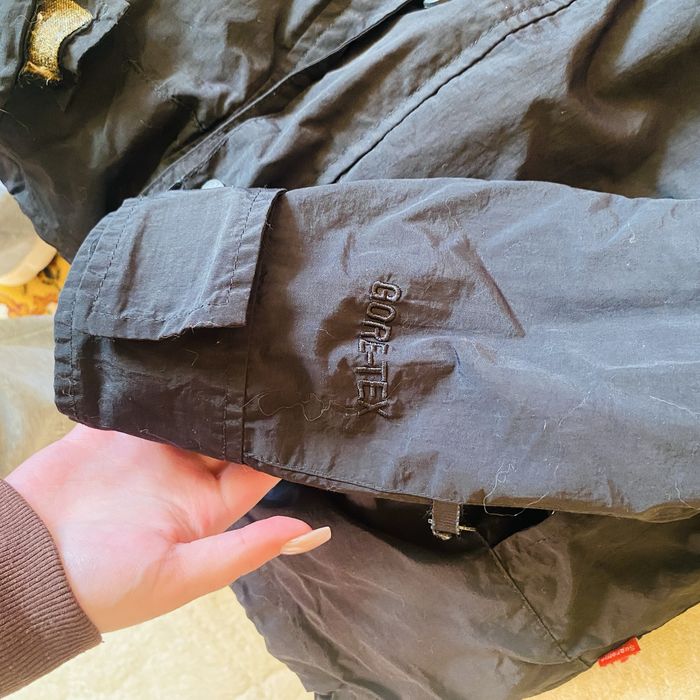 Продам чорну куртку The North Face х Supreme чоловіча