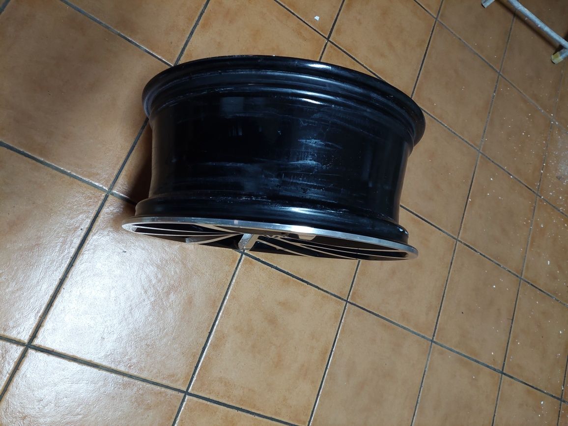 Jantes 19  vw golf furação 5x112