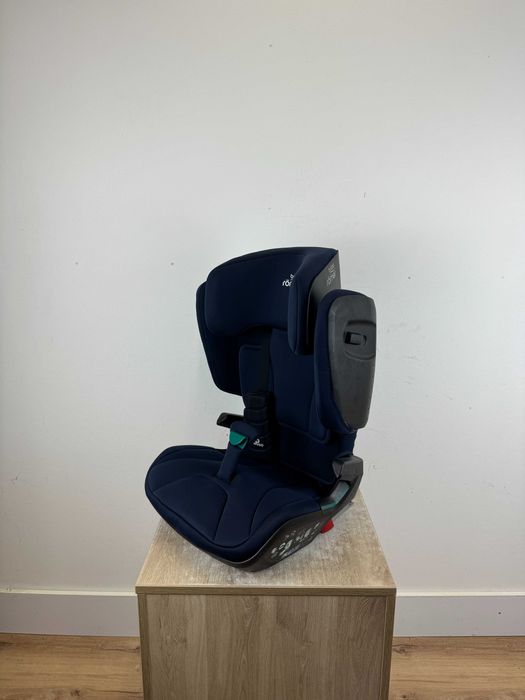 Fotelik samochodowy ROMER Kidfix i-Size 15-36KG