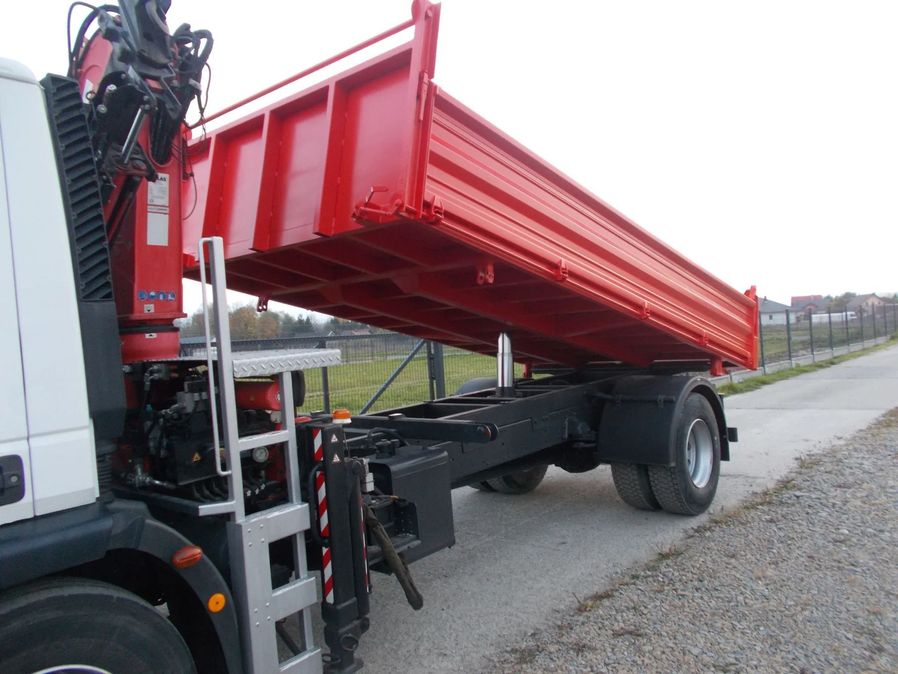 Iveco EUROCARGO  IVECO WYWROTKA HDS- 93 000 netto
