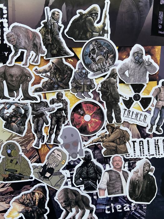 Наклейки, наліпки, брелки, підвіска, ігровний коврик по Stalker