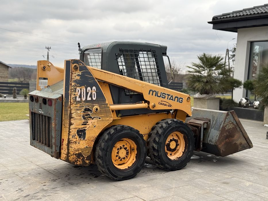 Mini ładowarka Mustang 2026 1.91 t 2007 rok silnik Yanmar Bobcat Gehl