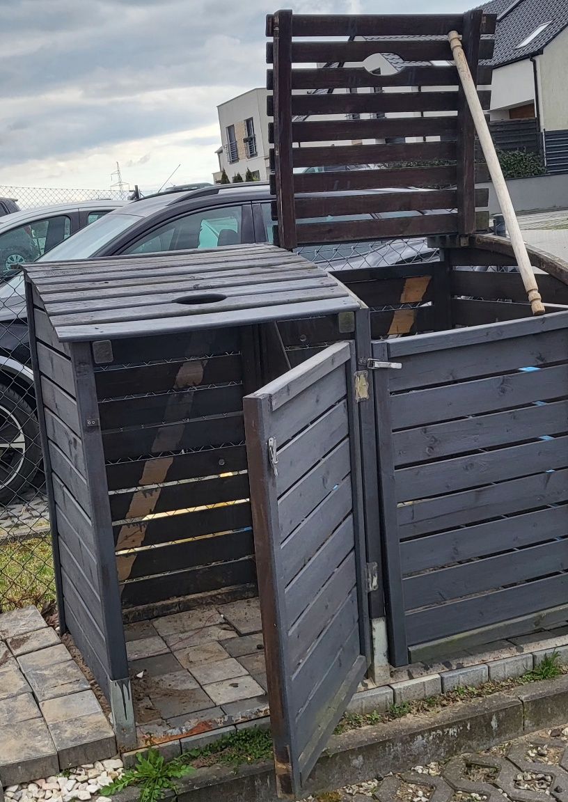 Drewniany śmietnik