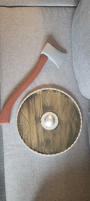 Przebranie na imprezę - Strój wikinga - rozmiar M - użyty raz