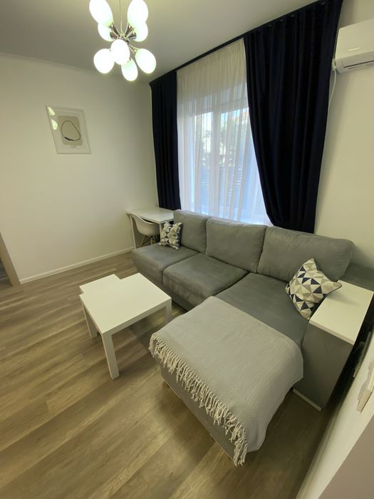 Власник! 2к з двором, паркомісцем, Pet-friendly, світло обговорюється!