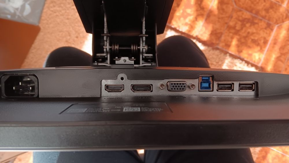 Pc de secretária + Monitor