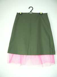 Zielona oliwkowa spódnica 36 S z różową siateczką rock