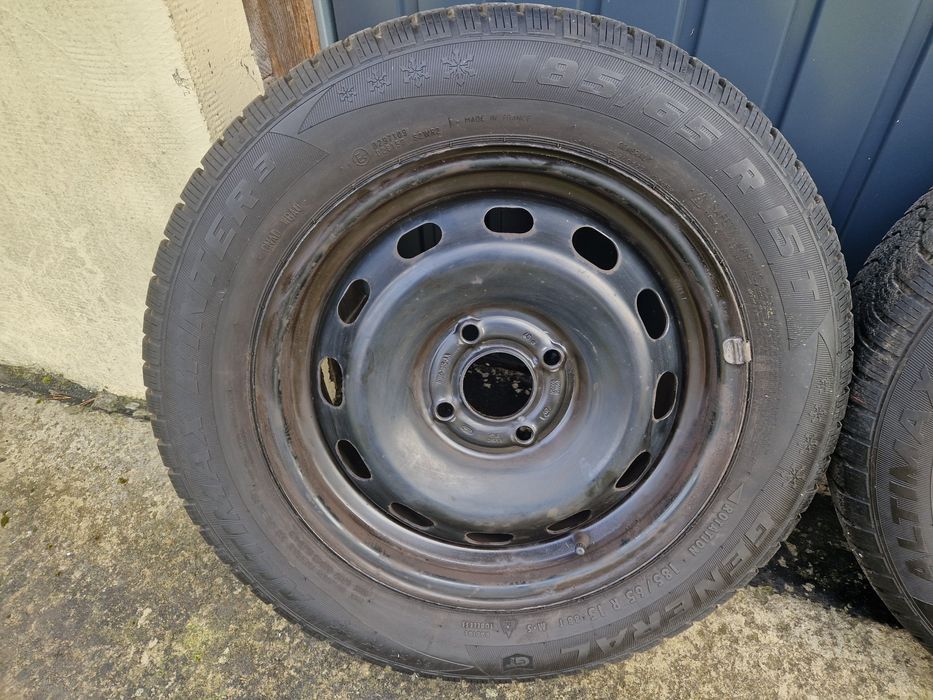 Opony zimowe 185/65 r15 felgi stalowe koła ford fiesta mk7 mk8
