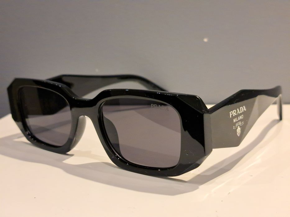 PRADA damskie czarne nowe okulary przeciwsłoneczne wąskie logo filtr