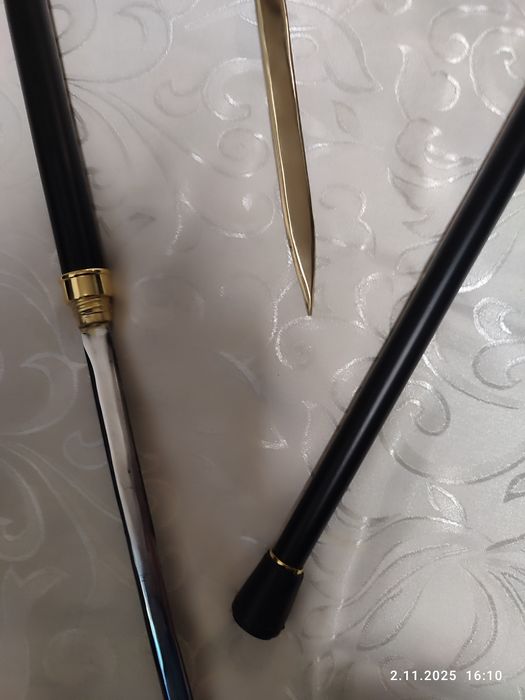 Laska.Bagnet, szpada.