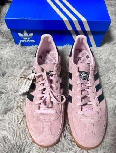 adidas Handball Spezial
Clear Pink Arctic Night