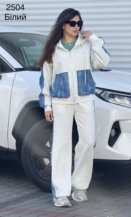 Костюм спортивний