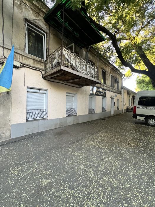 Продажа фасадного помещения ул Степовая возле Таврии , арендаторы