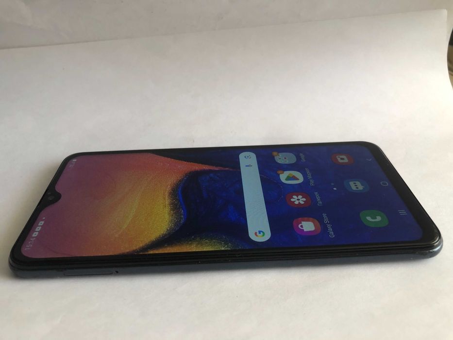 Смартфон Samsung Galaxy A10 A105F Black 2/32