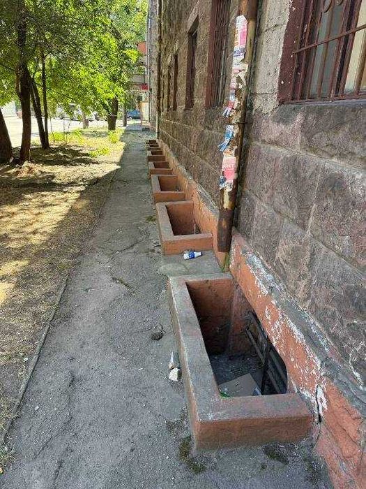 Приміщенння Підвал проспект Металургів, буд. 4 (368 кв.м.)