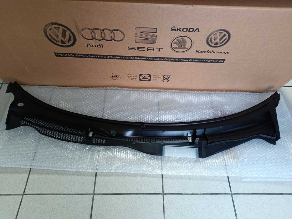 Torpedo Plastico Escovas Audi A3 8L NOVO e ORIGINAL AUDI