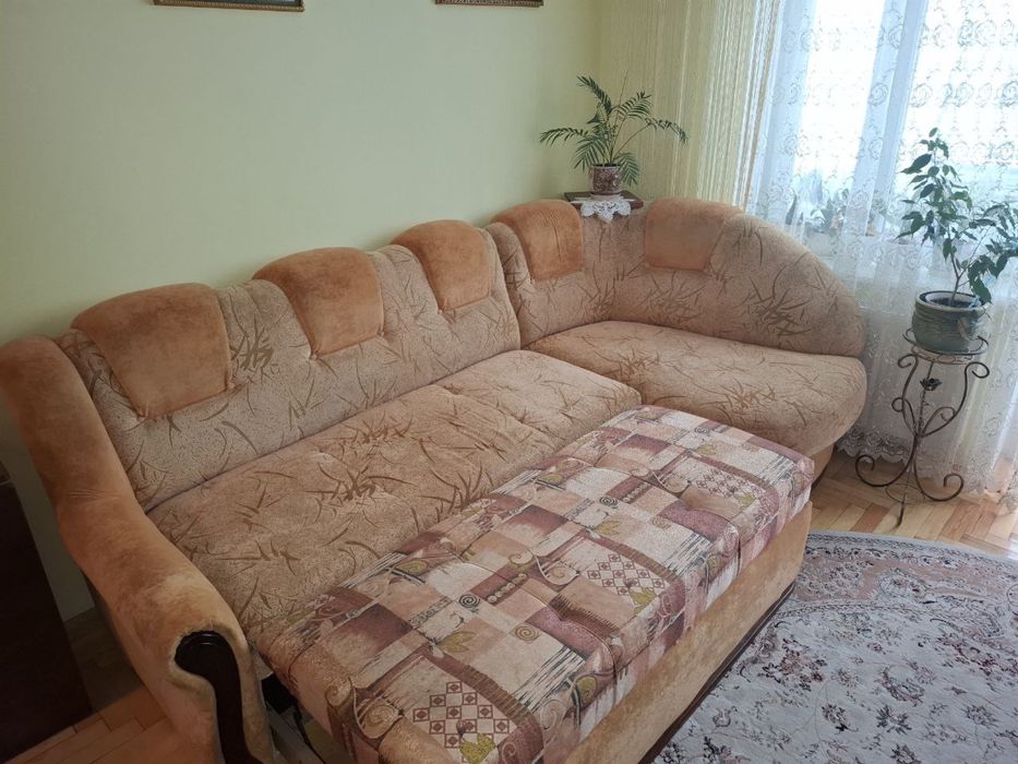 Продам диван в хорошому стані