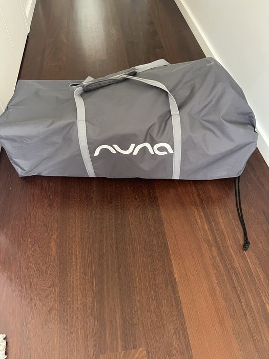 Cama de viagem altura regulavel em ótimo estado