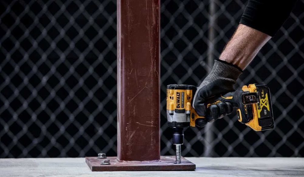 Klucz udarowy akumulatorowy 1/2" DEWALT DCF921N-XJ , raty