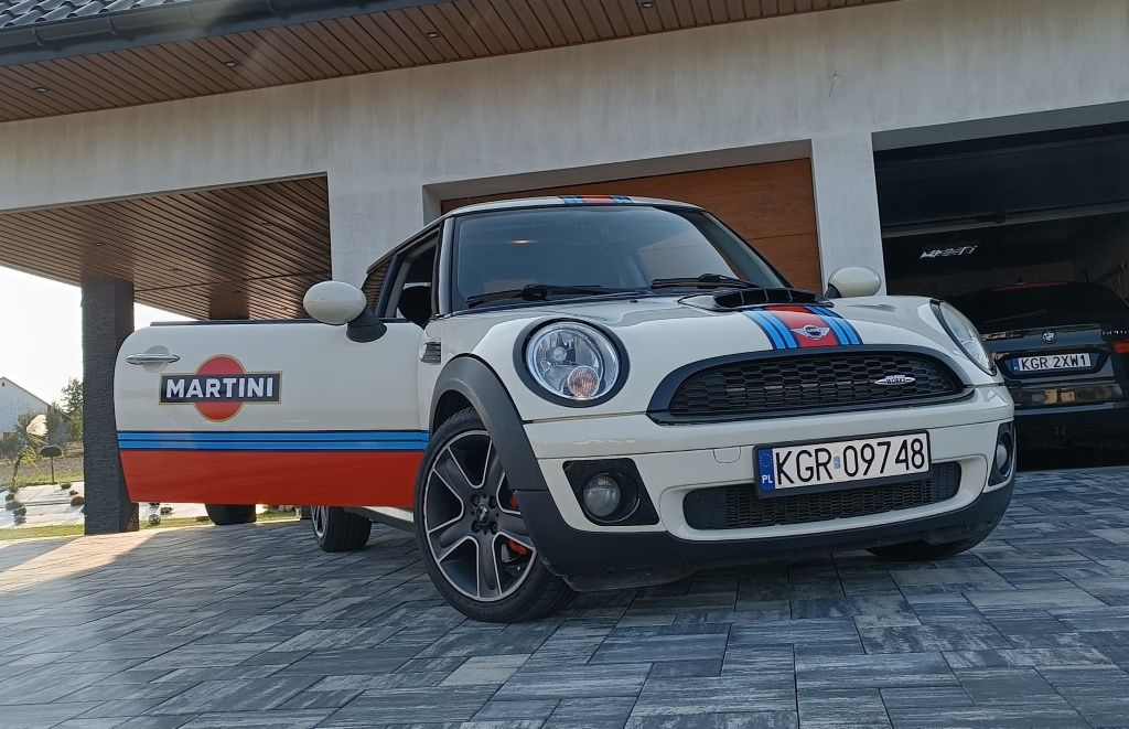 Mini Cooper "Martini"