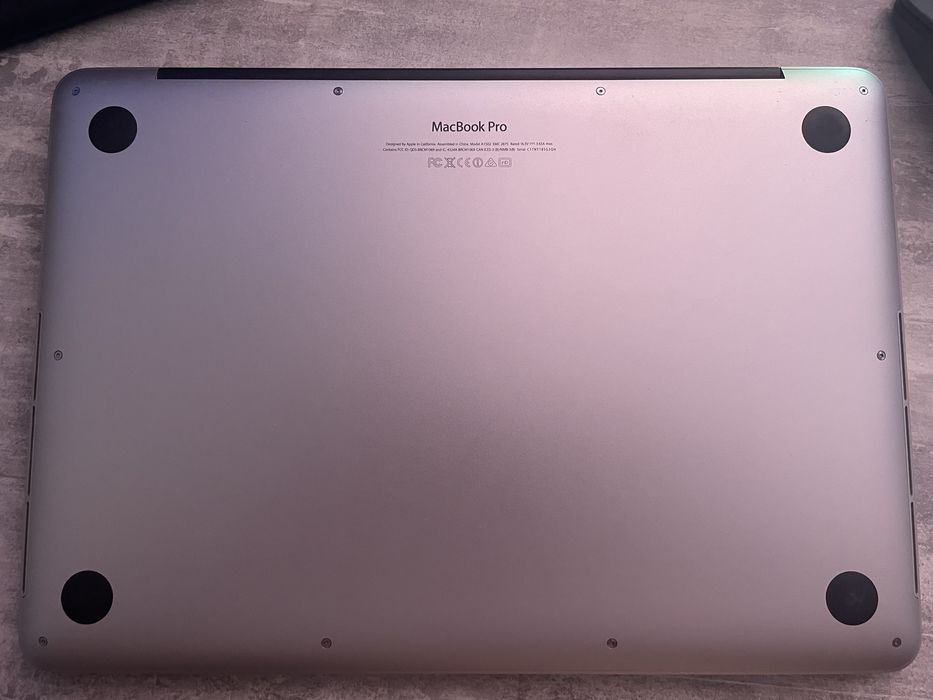 Продам Macbook Pro (Retina, 13-inch, Mid 2014)