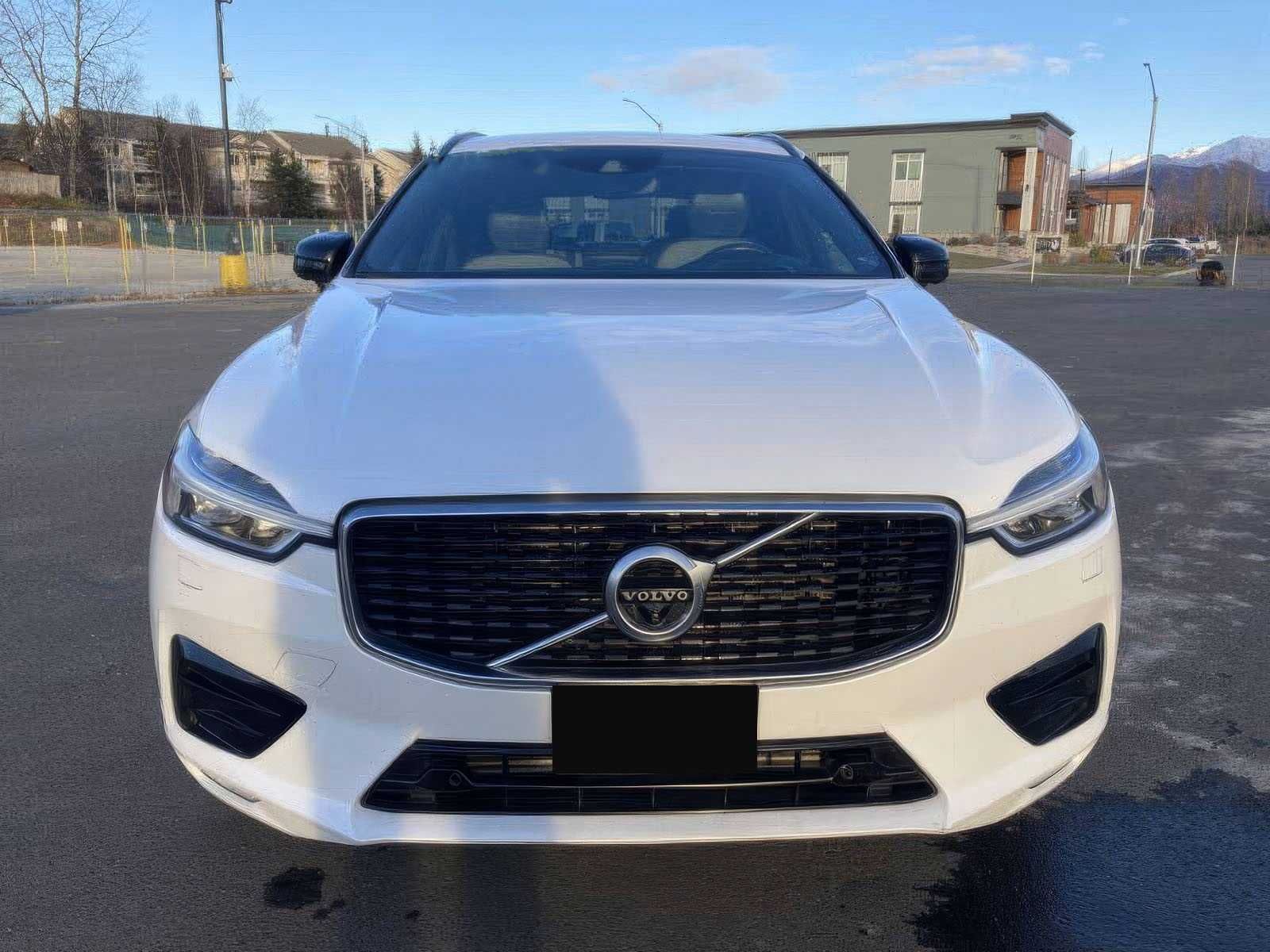 2020 Volvo XC60 T5 R-Design