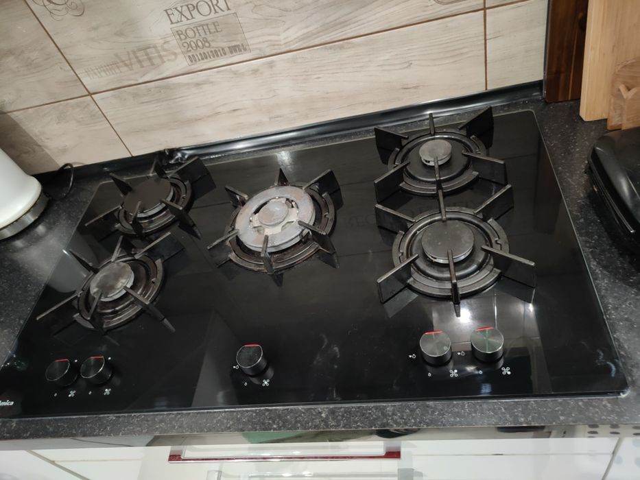 Płyta gazowa Amica 90 cm 5 palników szkło ceramiczne ruszta żeliwne