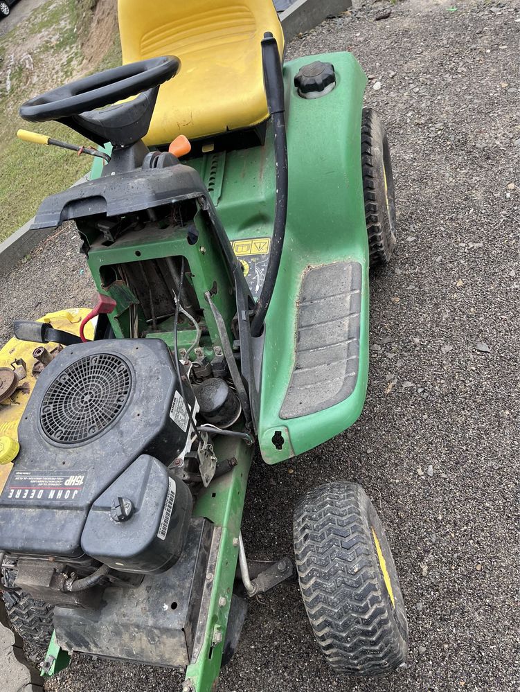 Traktorek kosiarta John deere LT 155