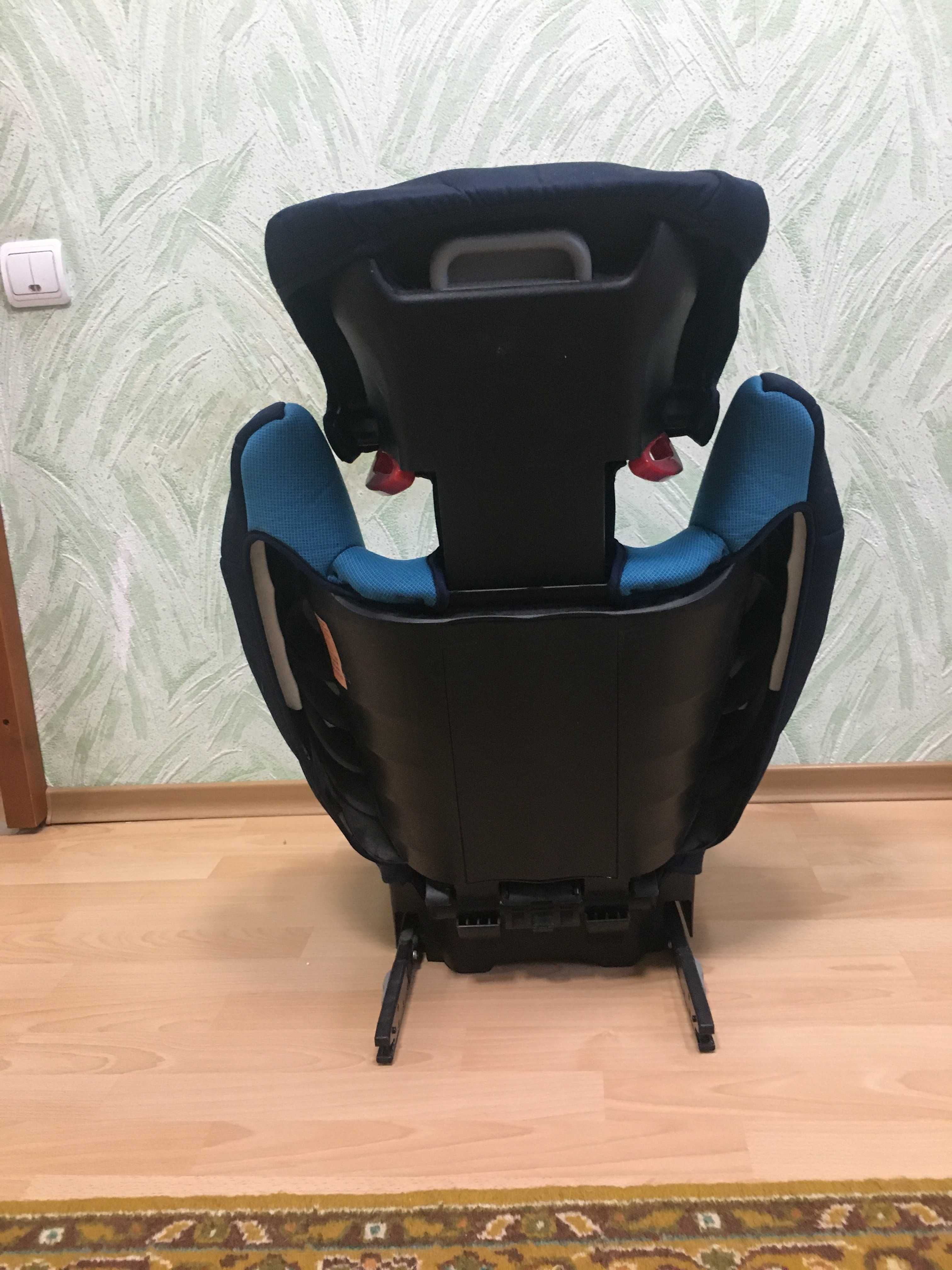 Автокрісло RECARO Monza Nova EVO SeatFix (Xenon Blue)