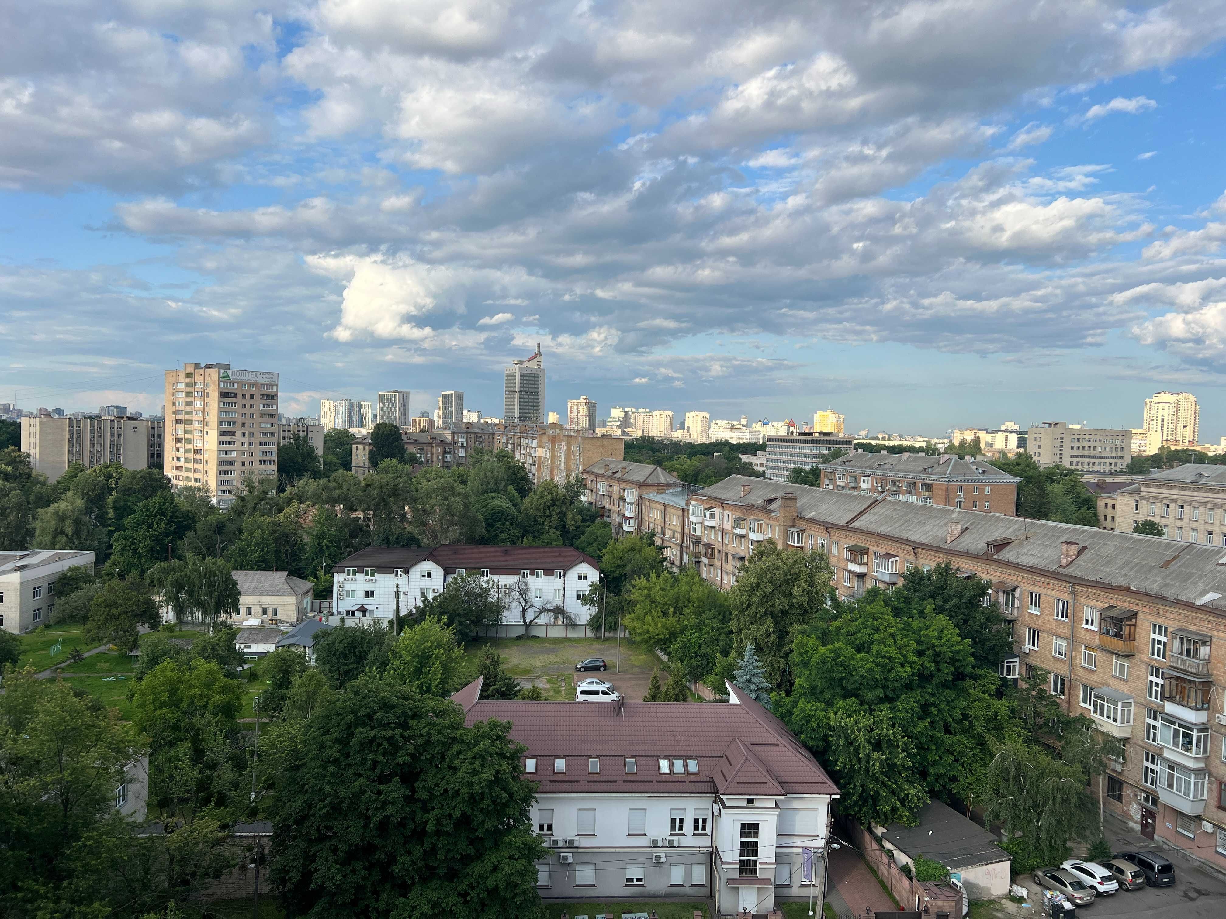 Продам 1-кімнатну квартиру, Чоколівський бульвар 4. Без комісії.