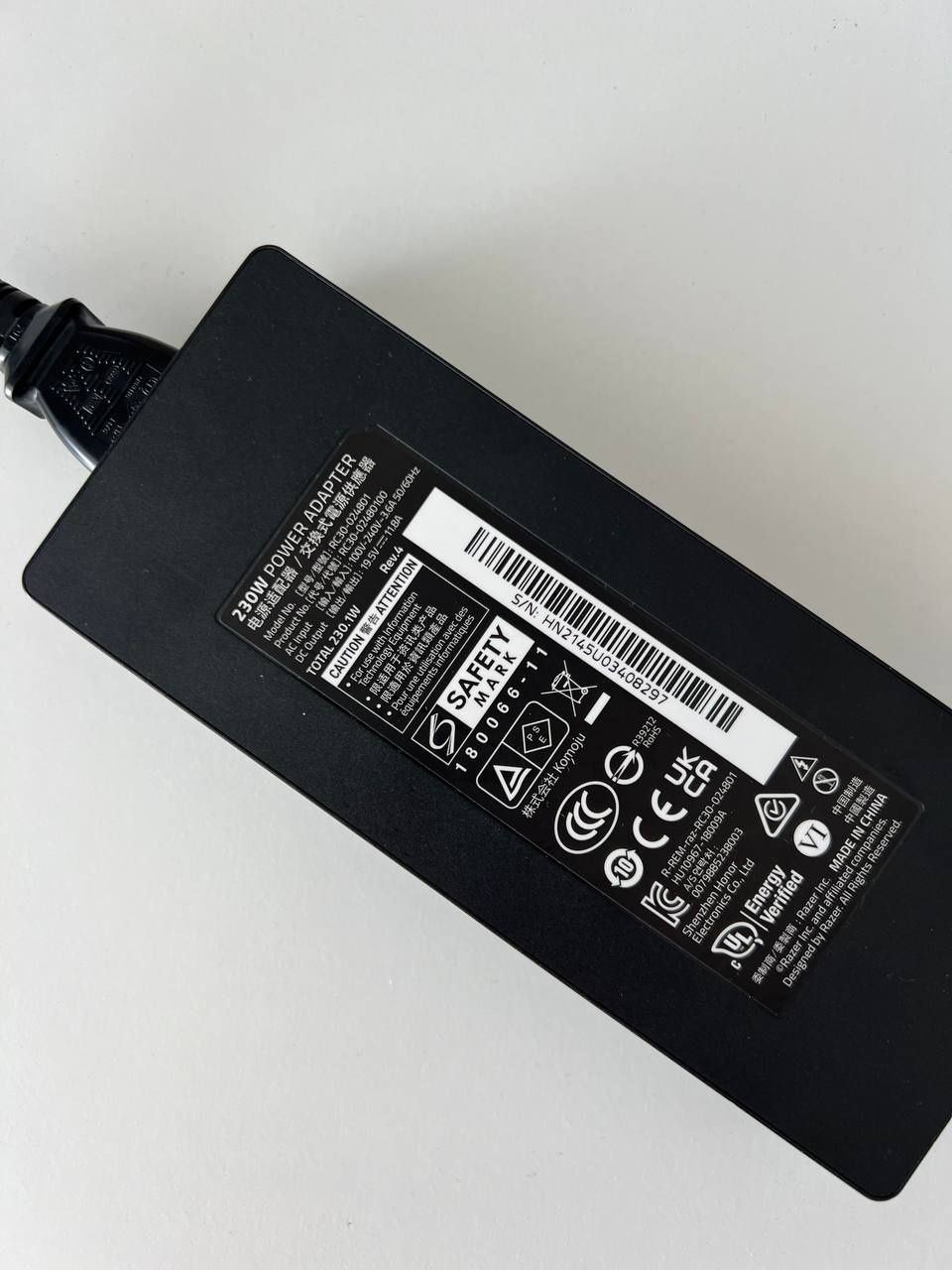 Razer blade rtx2060 16ram i7 9750h no battery