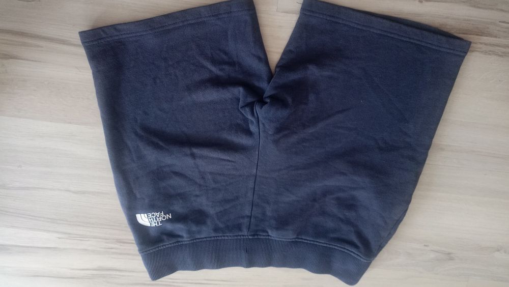 Spodenki sportowe The North Face rozmiar 164 cm 14-16 lat