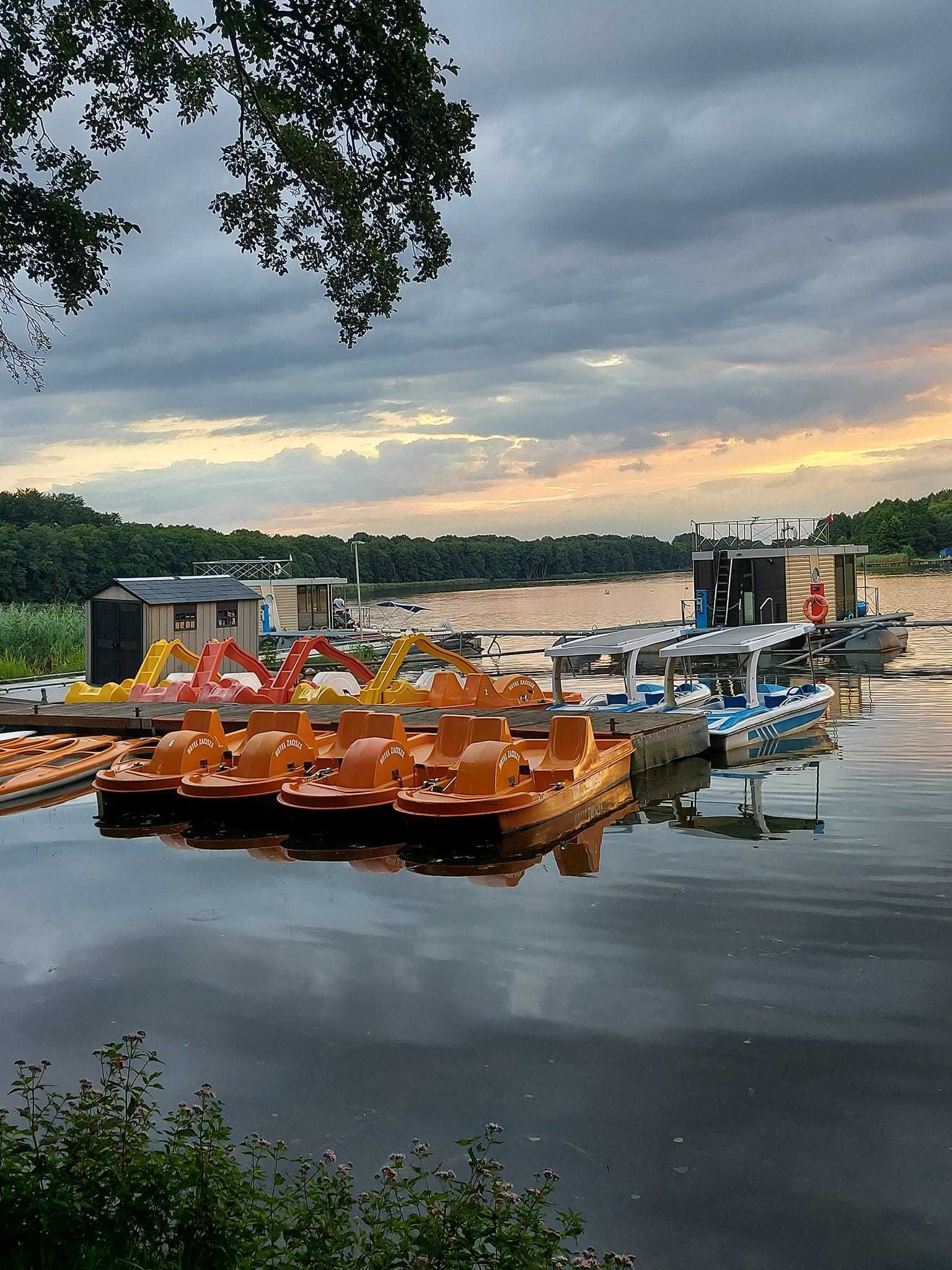 rower rowerek wodny kajak łódka