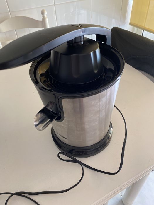 Máquina de Sumos Tristar