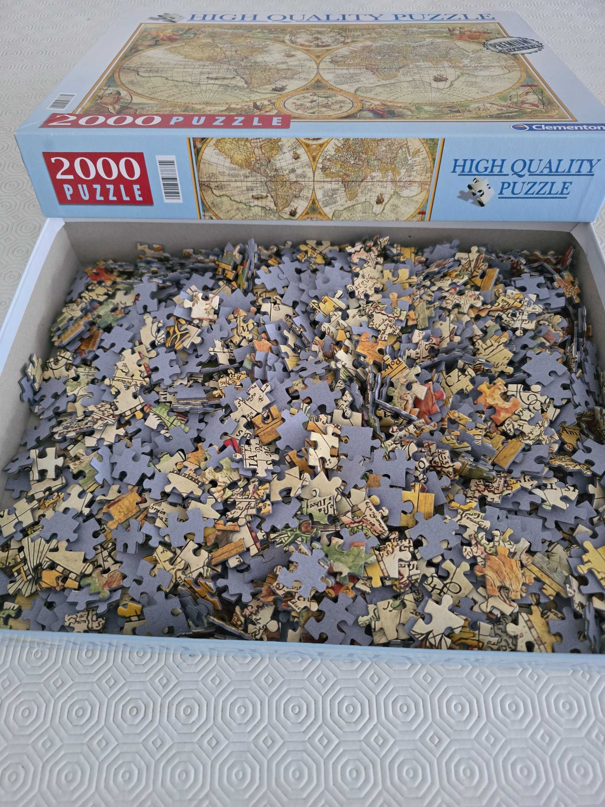 Puzzle 2000 peças