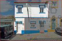 Apartamento T2 remodelado no centro da vila de Arraiolos