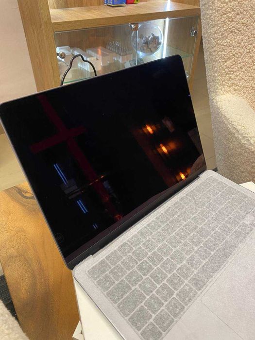 Ноутбук Apple MacBook Air 13,6" M3 16/256GB Space Gray (MC8G4) 2024