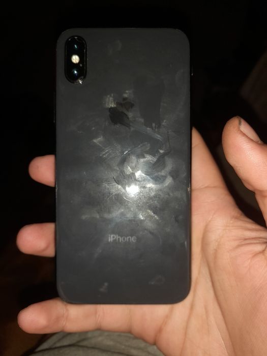 IPhone X e um XR para peças