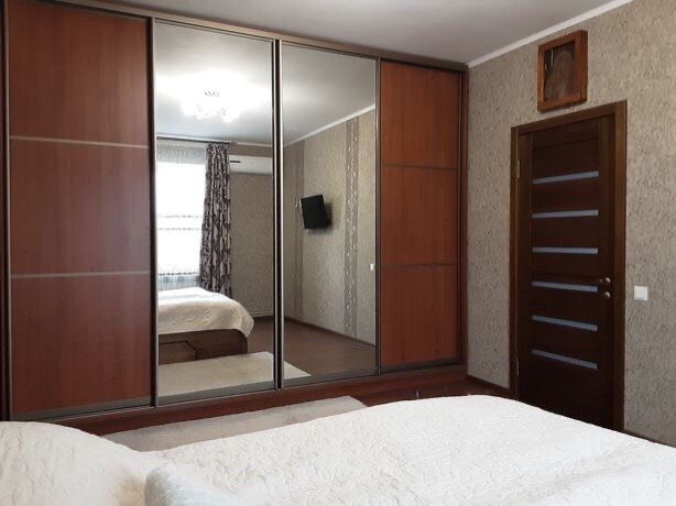 Будинок 160м + 1,1га землі